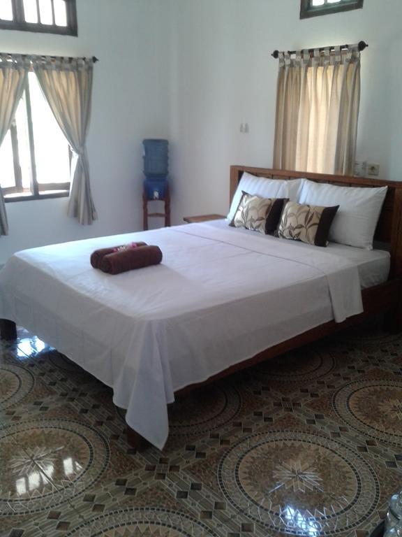 Putri Homestay Gili Meno Szoba fotó