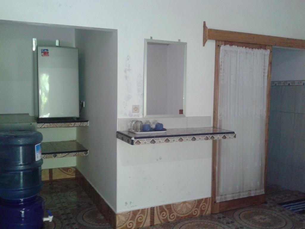 Putri Homestay Gili Meno Kültér fotó