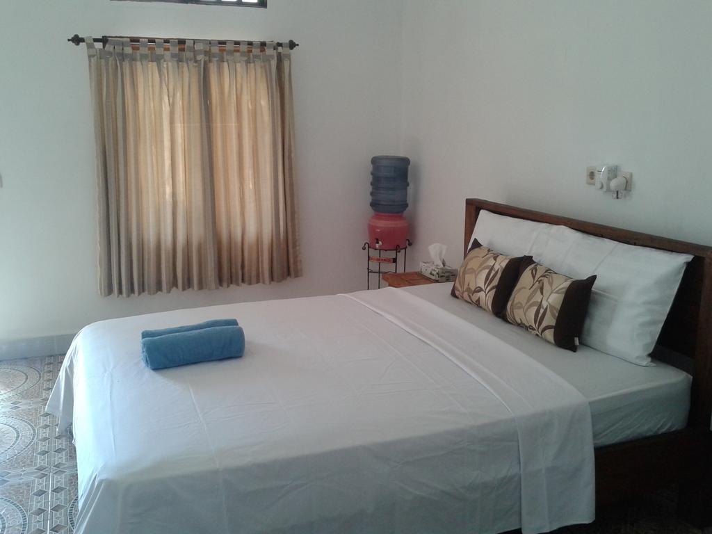 Putri Homestay Gili Meno Szoba fotó