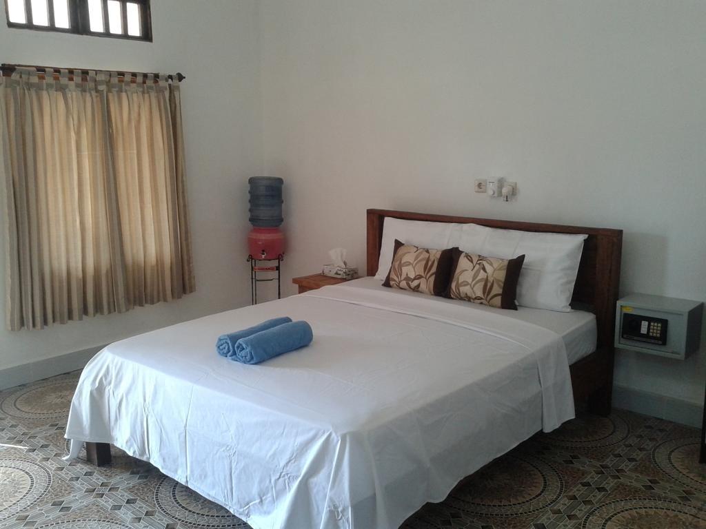 Putri Homestay Gili Meno Szoba fotó
