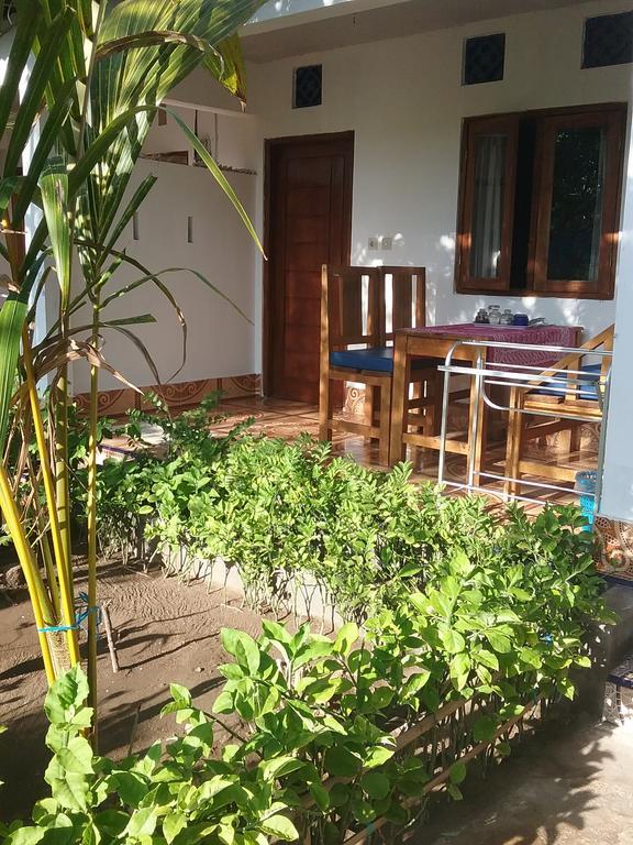 Putri Homestay Gili Meno Kültér fotó